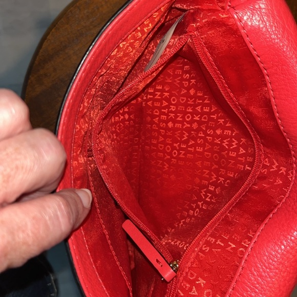 Kate Spade  Like new Satchel Crossbody bag Pebbled leather Red  flap long pocket - Picture 4 of 13